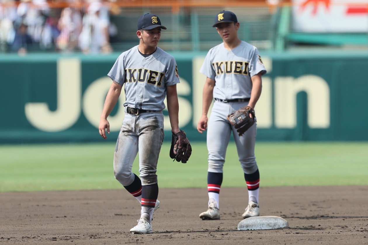 仙台育英の二遊間が華麗な併殺！有本二塁手がプロ顔負けのグラブ