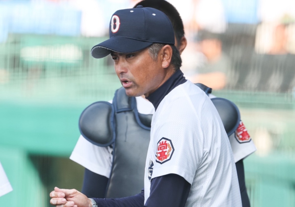 甲子園通算30勝を達成した沖縄尚学を率いる比嘉公也監督は同校の