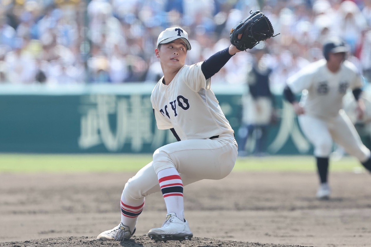 東洋大姫路が14年ぶり8強！エース右腕が圧巻奪三振ショーで強力西日本