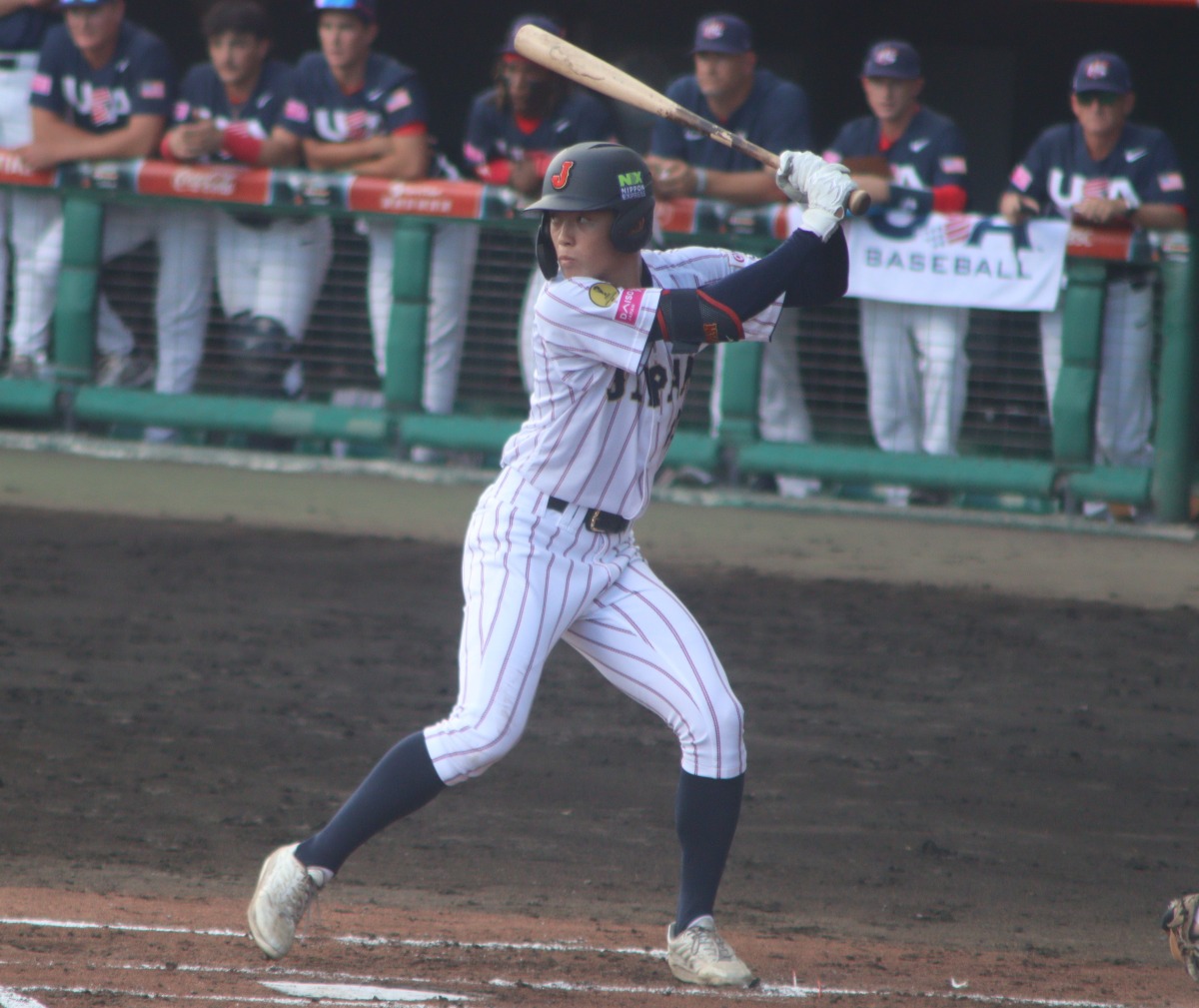 最速150キロ左腕の沖縄尚学・末吉、1年生とは思えない強靭な体格