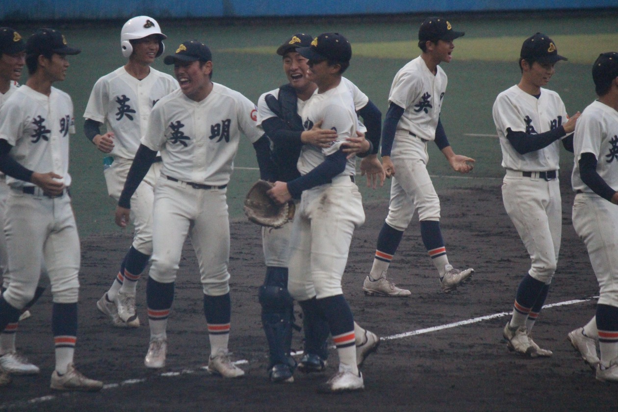明徳義塾 野球部 ウインドブレイカー 明徳義塾 野球部 ウインド