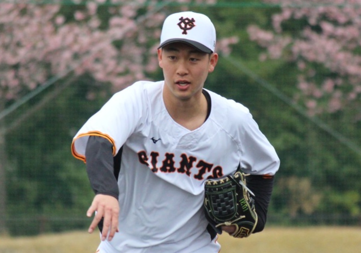 明石商業高校 甲子園グラウンドコート 校舎 - 明石市立明石商業高等学校