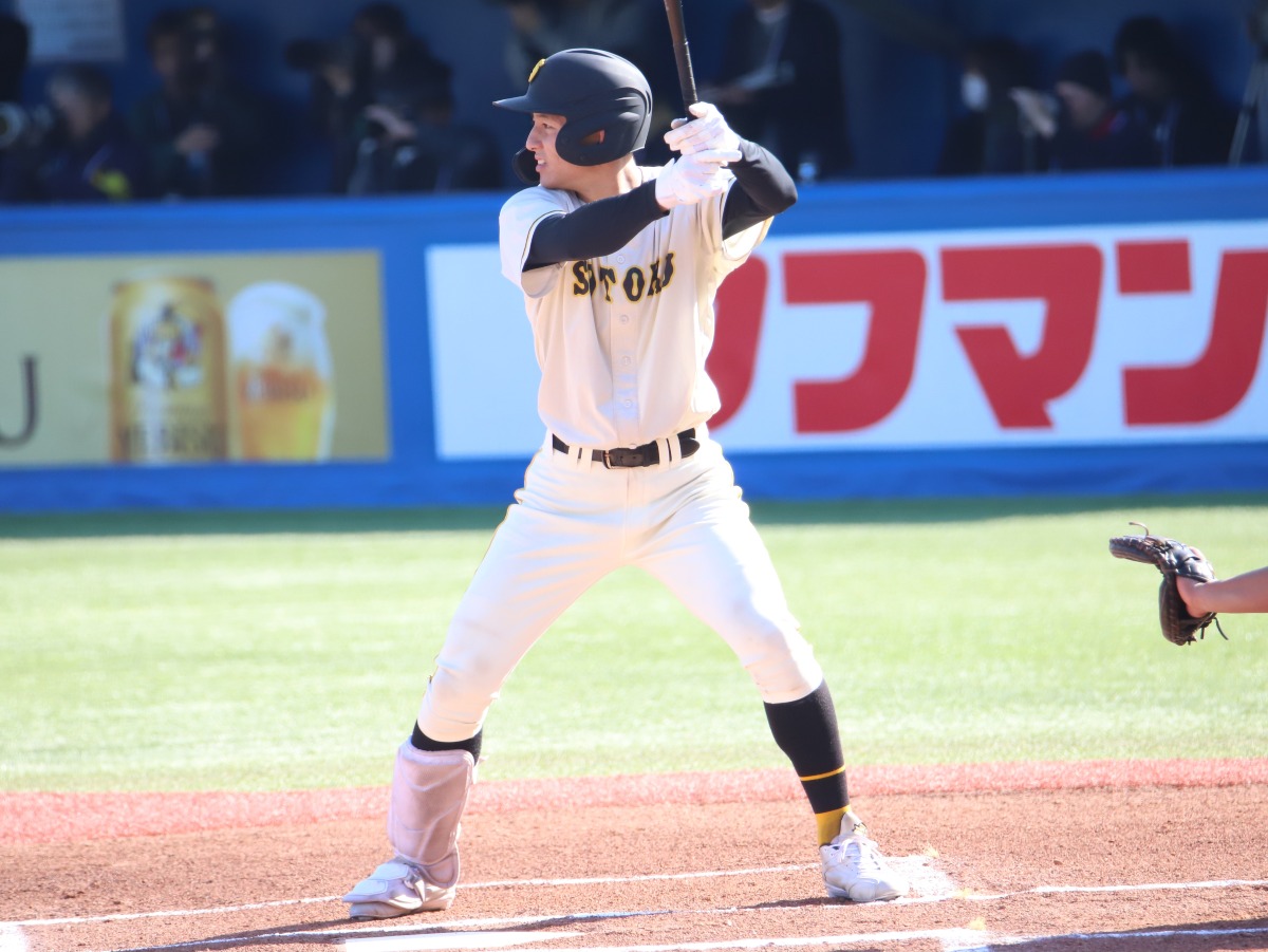 崇徳高校　ユニフォーム　高校野球 崇徳の1番捕手は、元阪神の好打者にそっくり！打って守って走って
