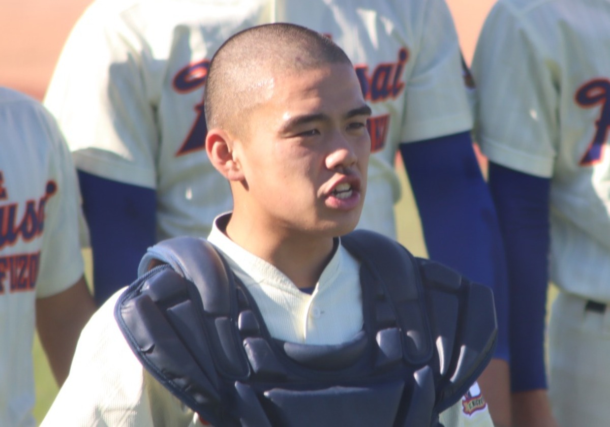 桐光学園の190センチの大型右腕はエースへステップアップ！不調でも